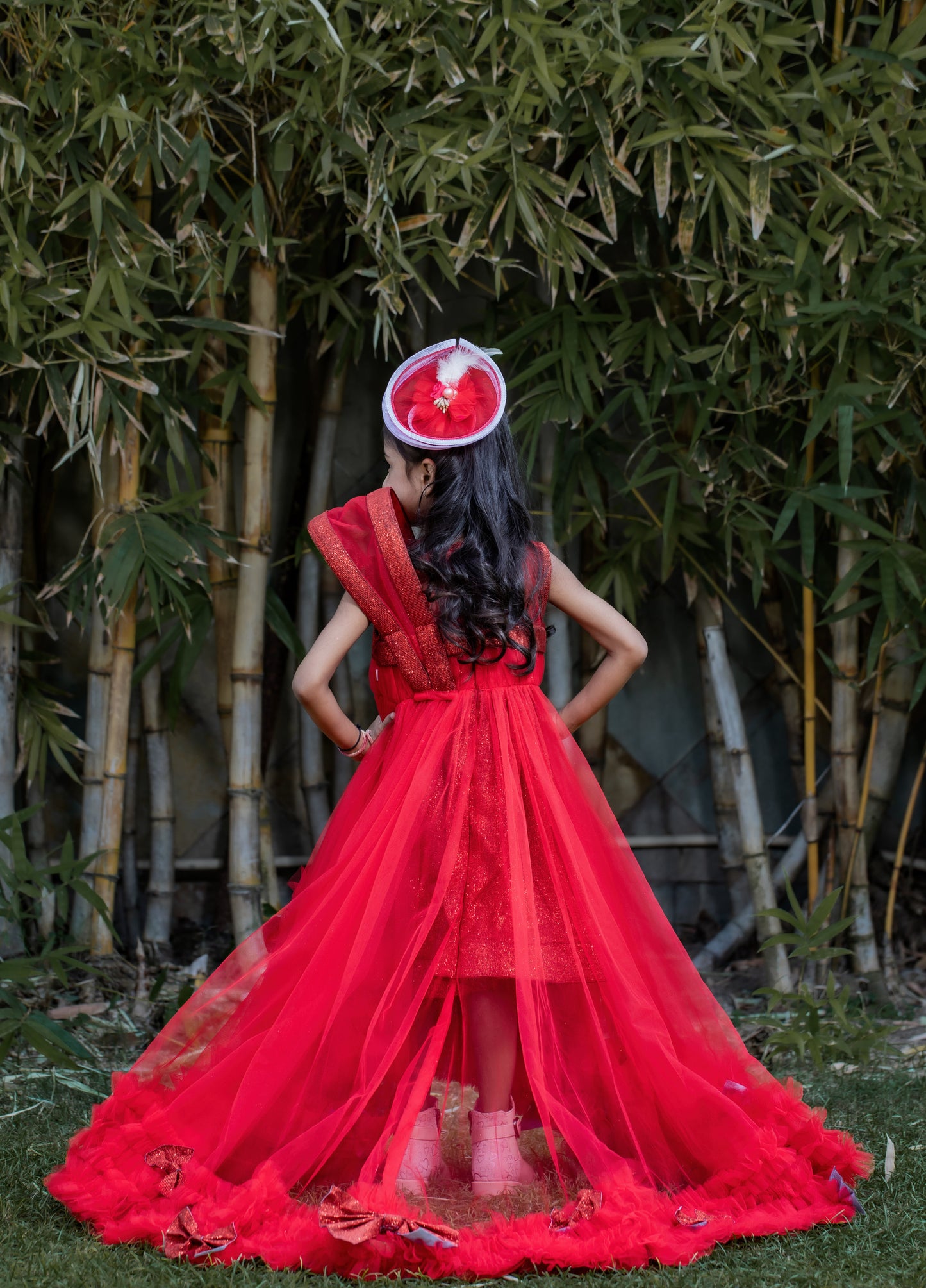 Pear Bear Red Snowy Frill.