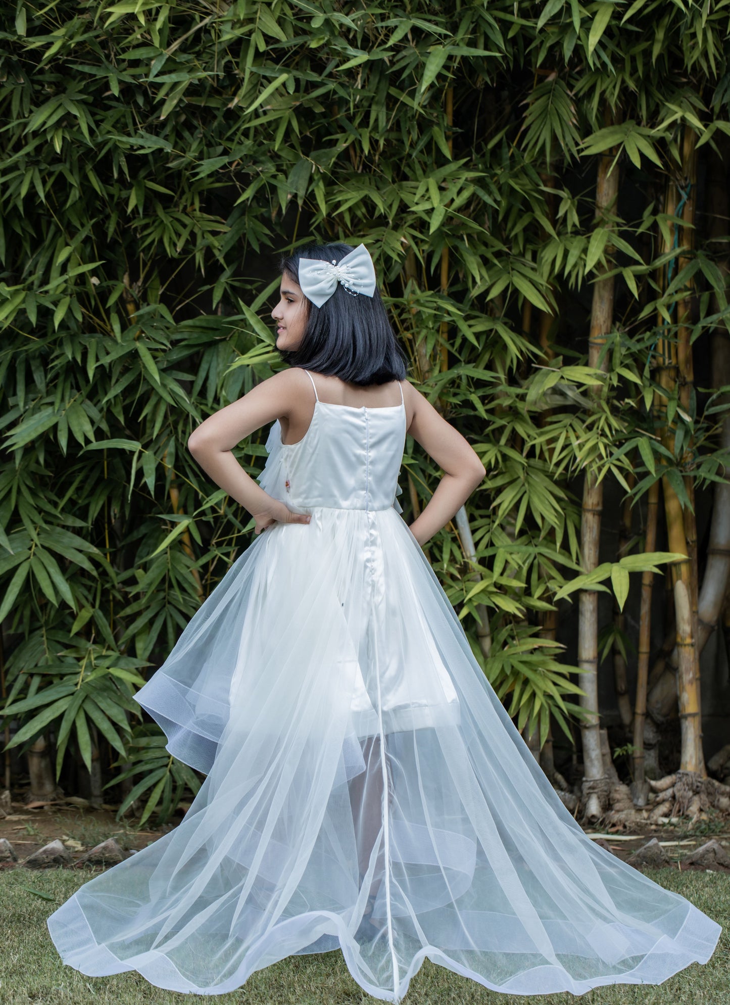 Stylish Off White Trail Dress With Bowie Pearl String Hair Clip