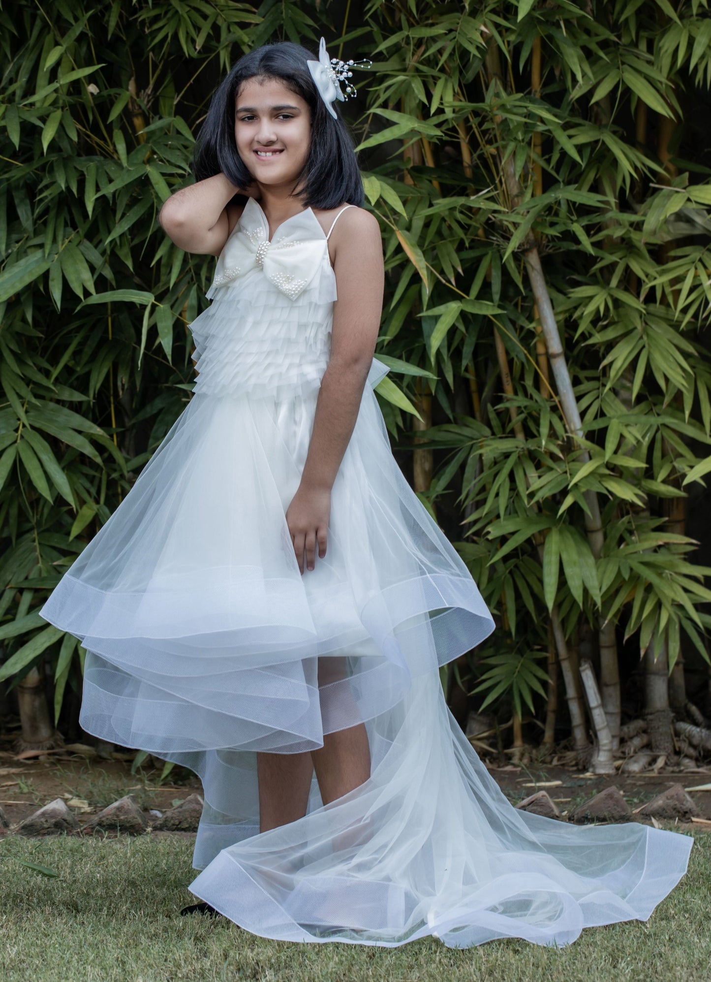 Stylish Off White Trail Dress With Bowie Pearl String Hair Clip