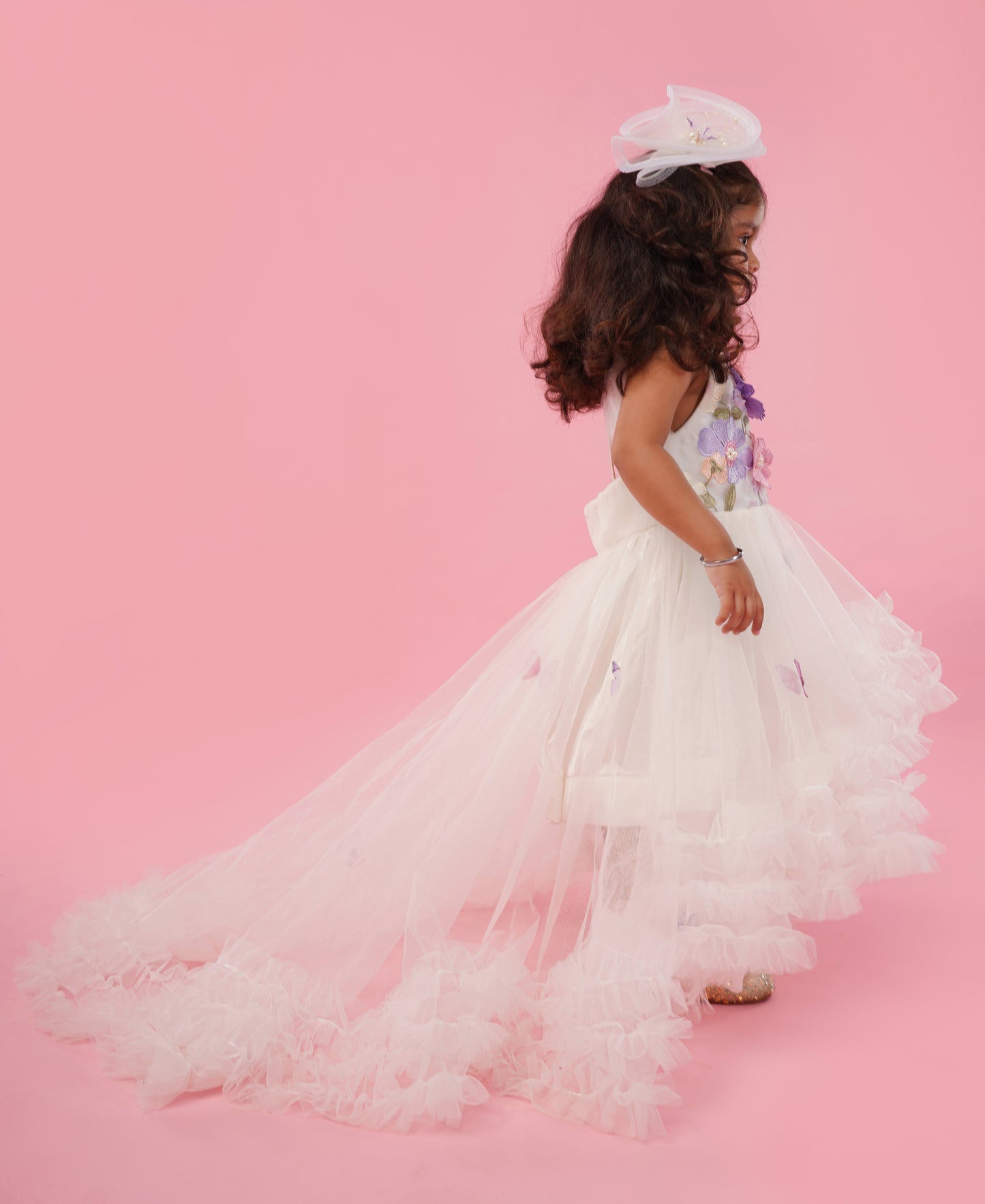 Pear Bear Off White Halter Neck Embellished Trail Dress With Sling Bag