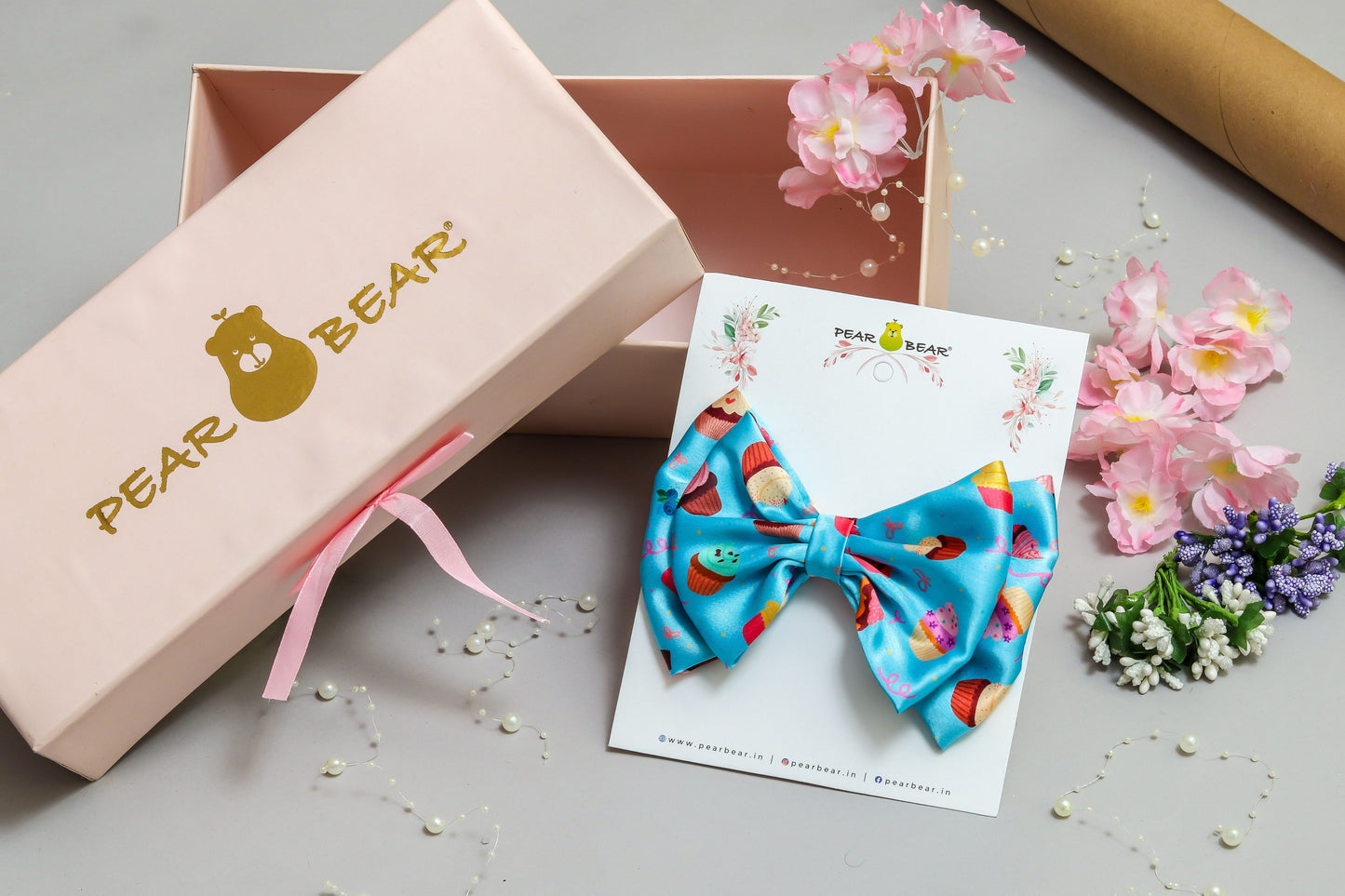 Dual bow with cupcake print bow