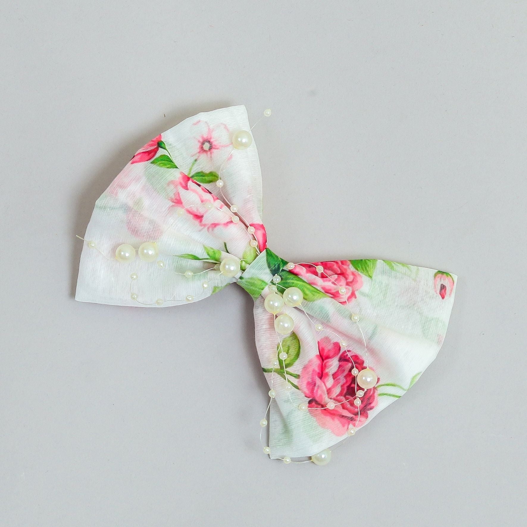 Pear Bear Beautiful flower print bowie with pearl strings.
