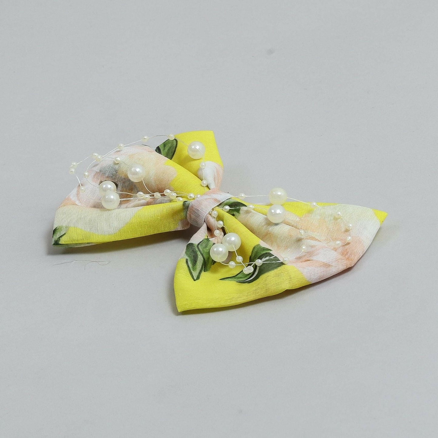 Pear Bear Beautiful flower print bowie with pearl strings.