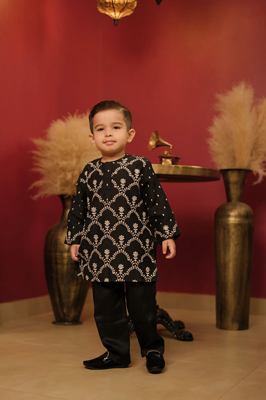 Pear Bear Black Pure Mal Chanderi Kurta Set.