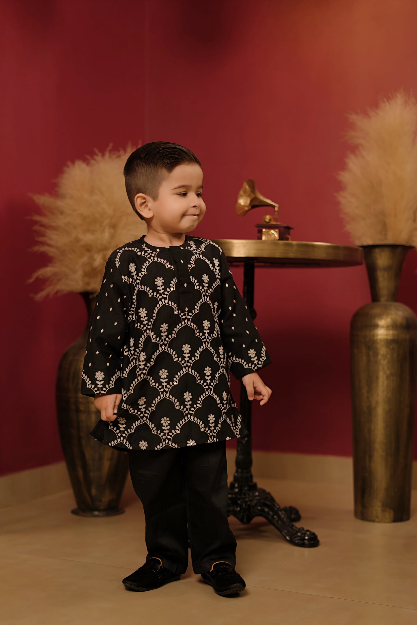 Pear Bear Black Pure Mal Chanderi Kurta Set.