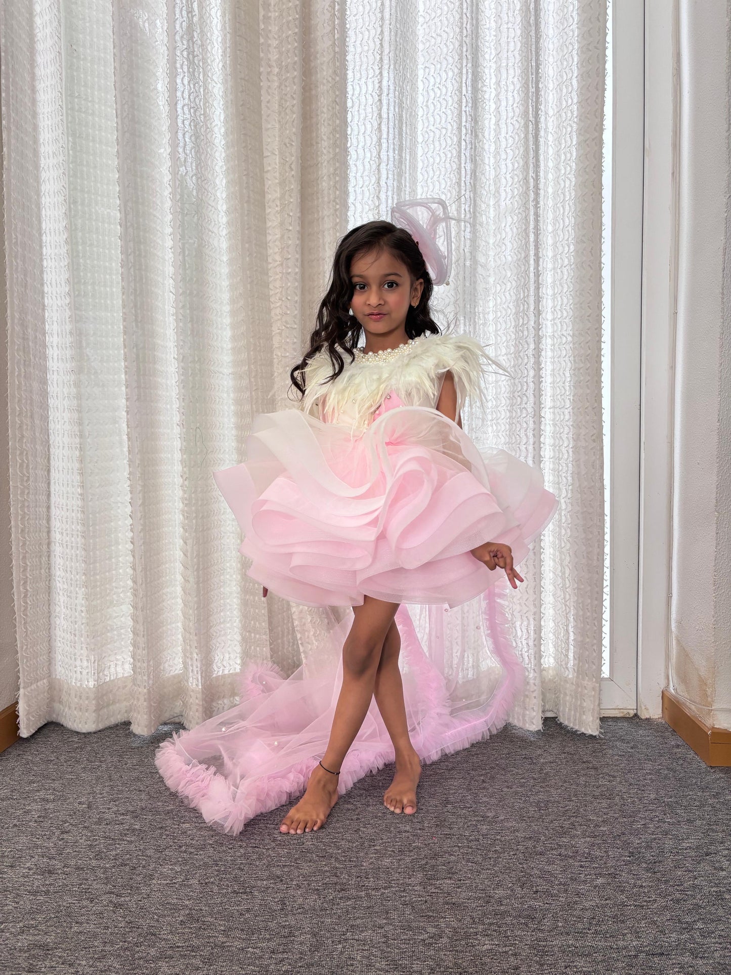 Pear Bear Dual-Colour Princess Net Flared Dress.