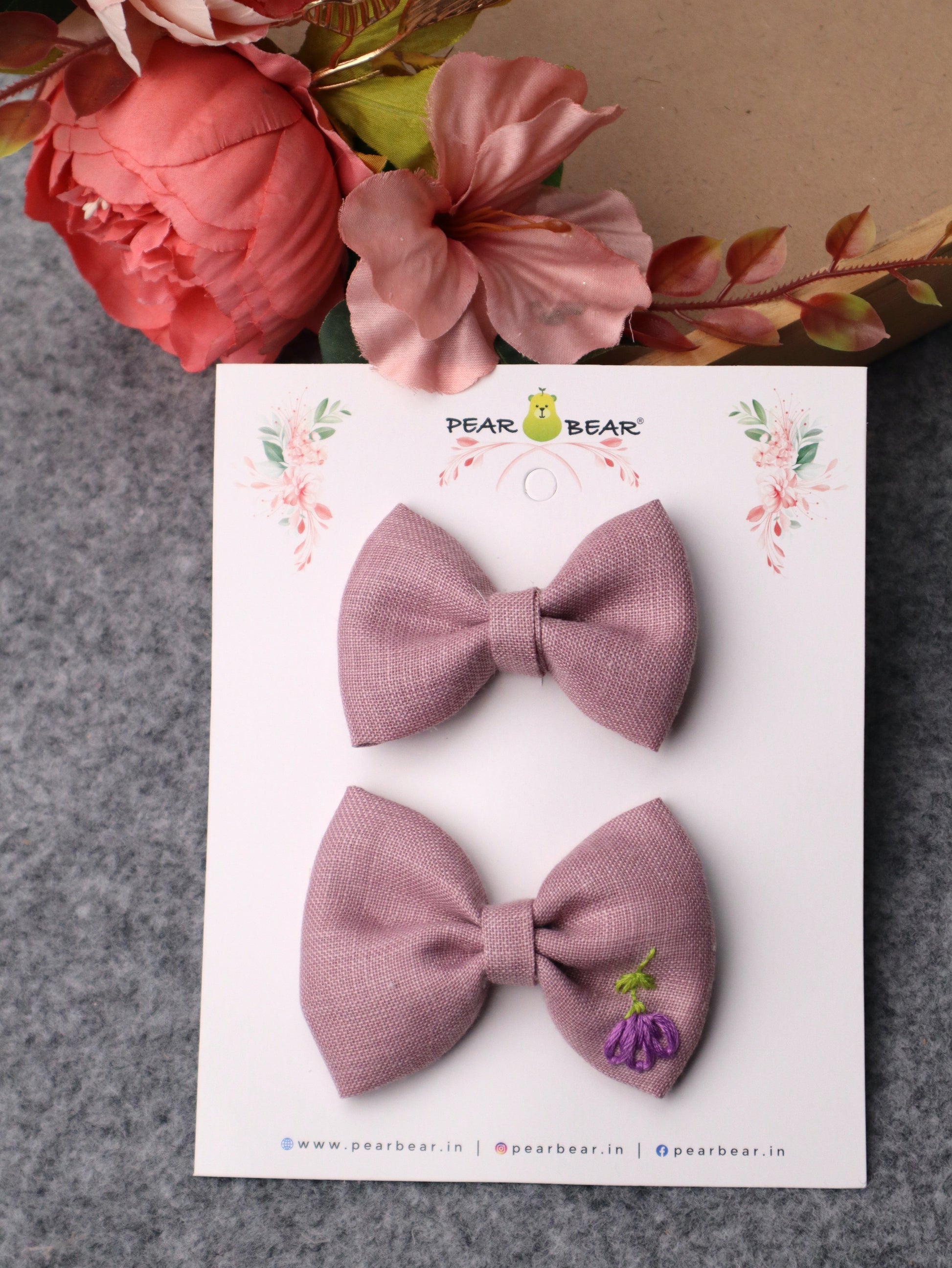 Pear Bear Embroidered Bow Set Onion Pink.