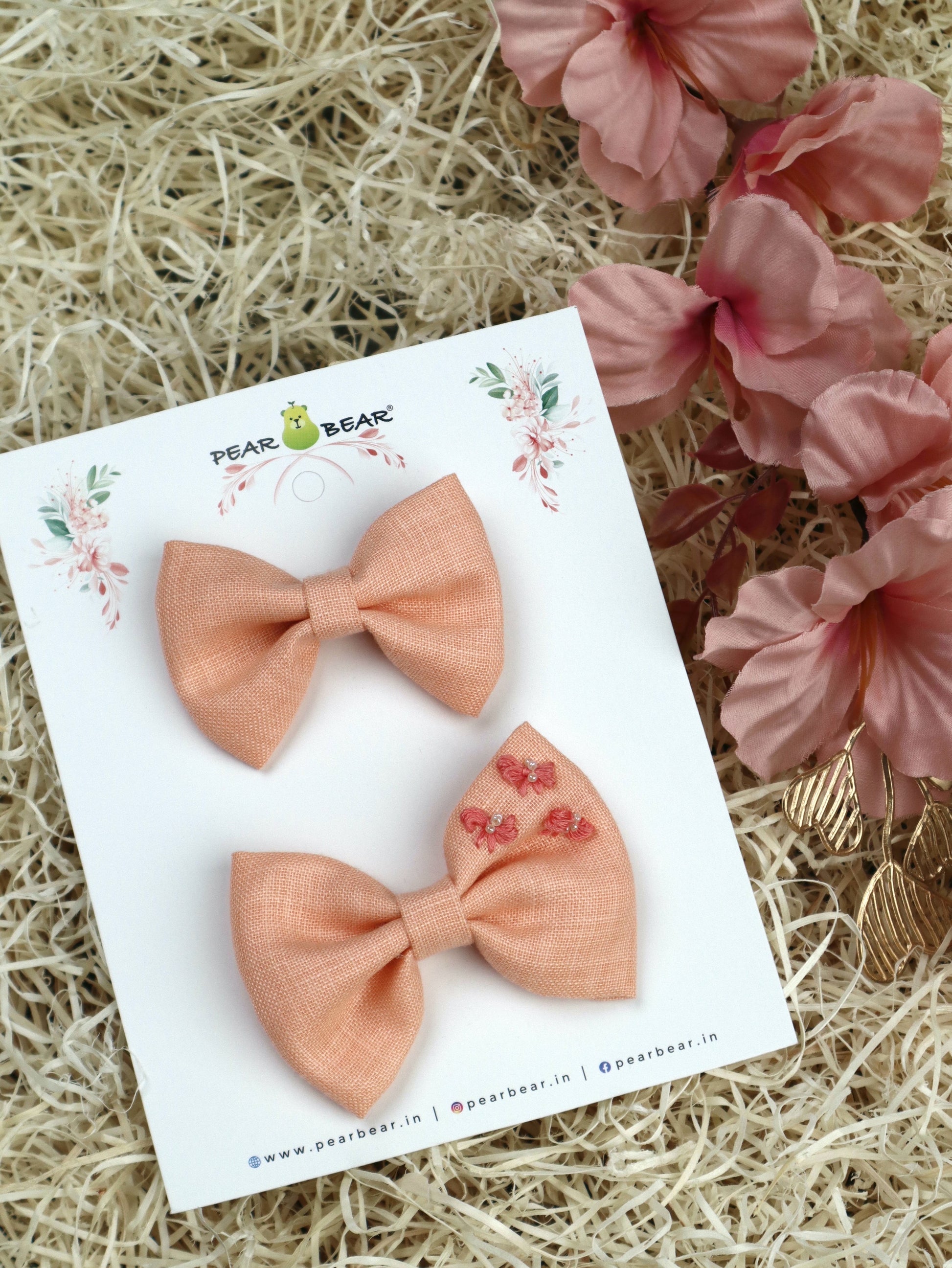 Pear Bear Embroidered Bow Set Peach.