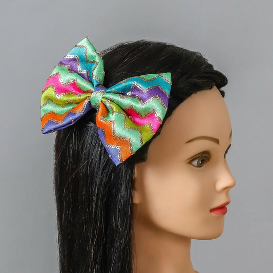 Pear Bear Multi colour zigzag sequence bowie.