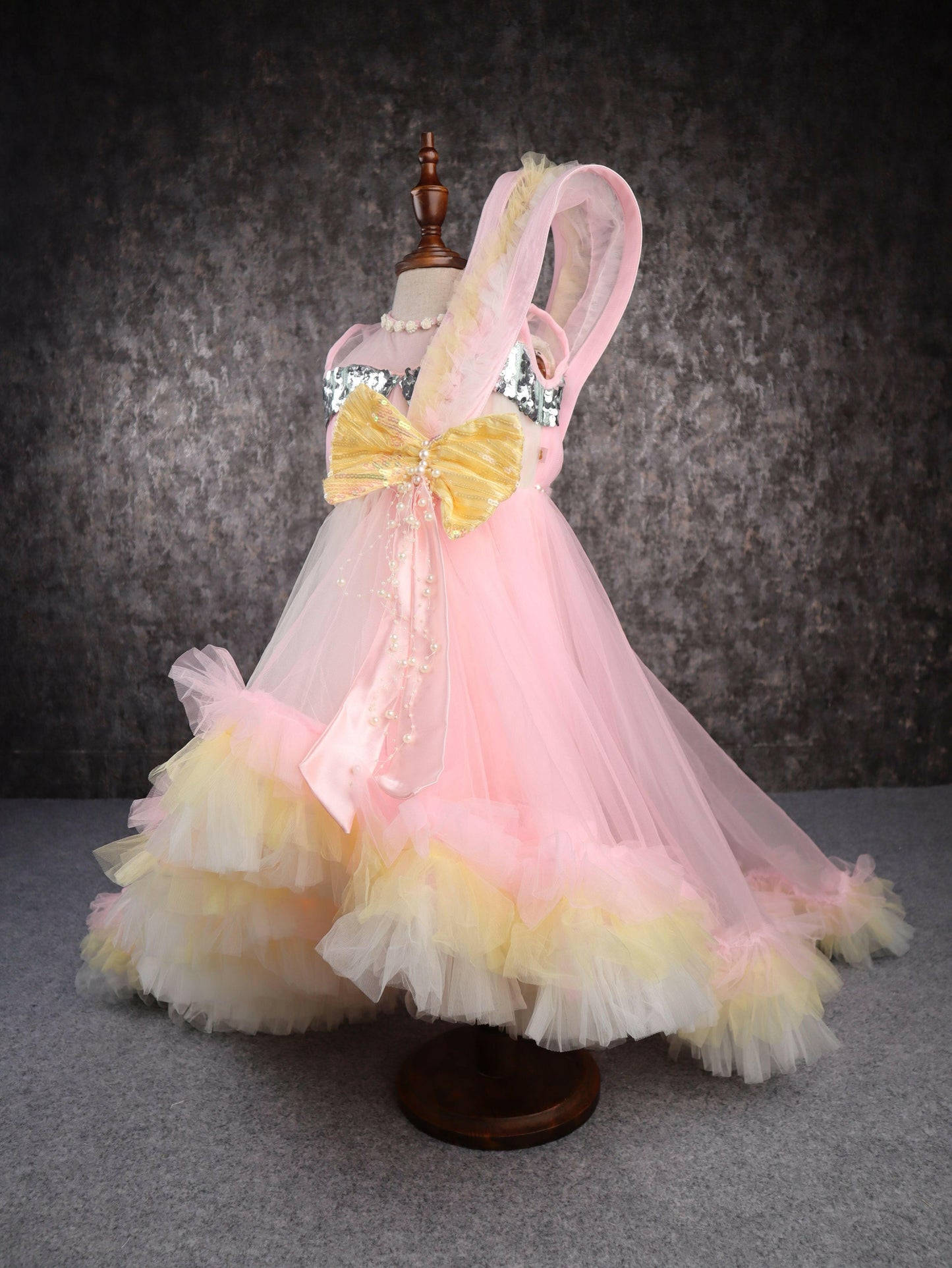 Pear Bear Multi Snowy Frill.