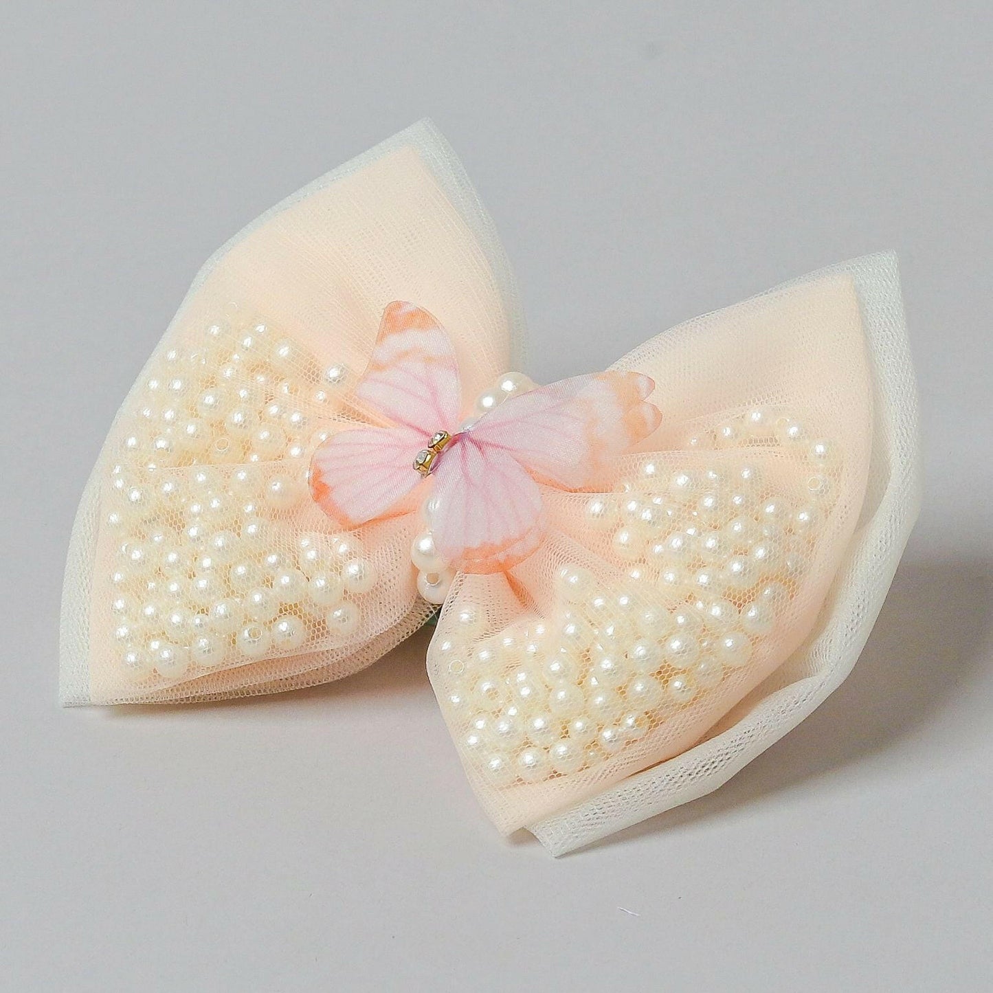 Pear Bear Peach And Off White Dual Bow Hair clip.
