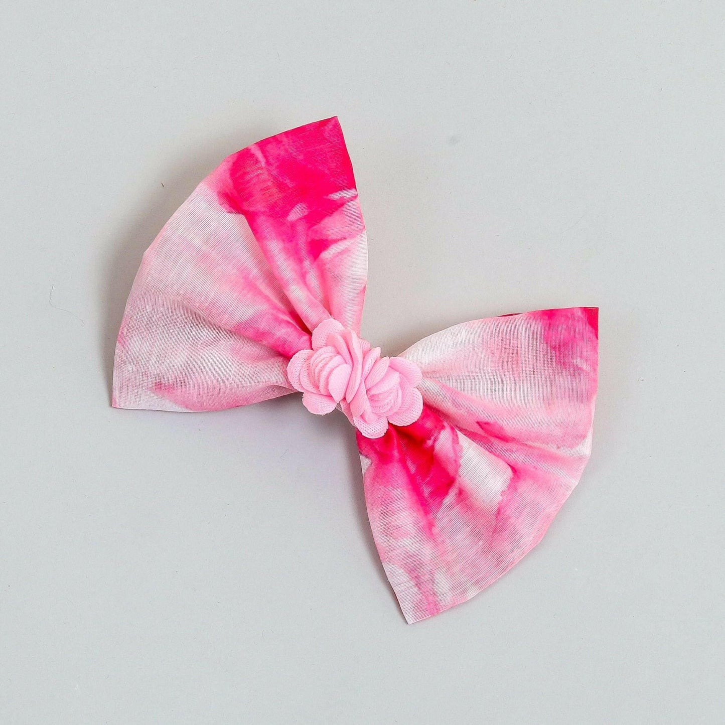 Pear Bear Pretty pink flower bow.