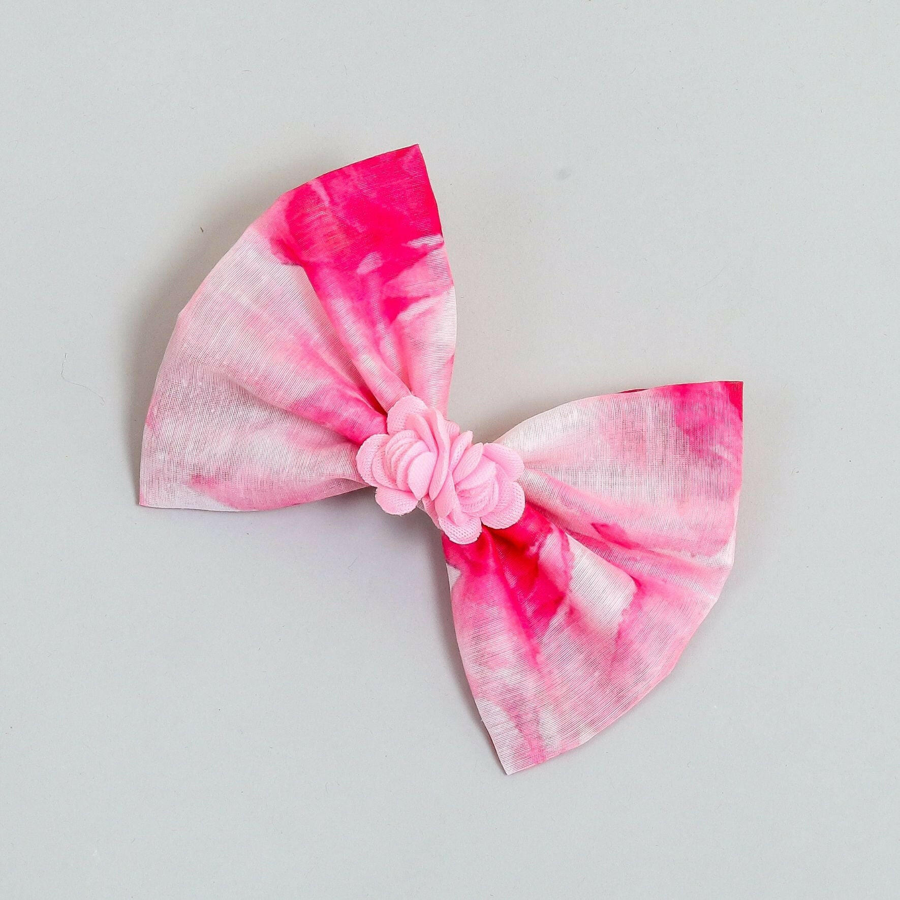 Pear Bear Pretty pink flower bow.