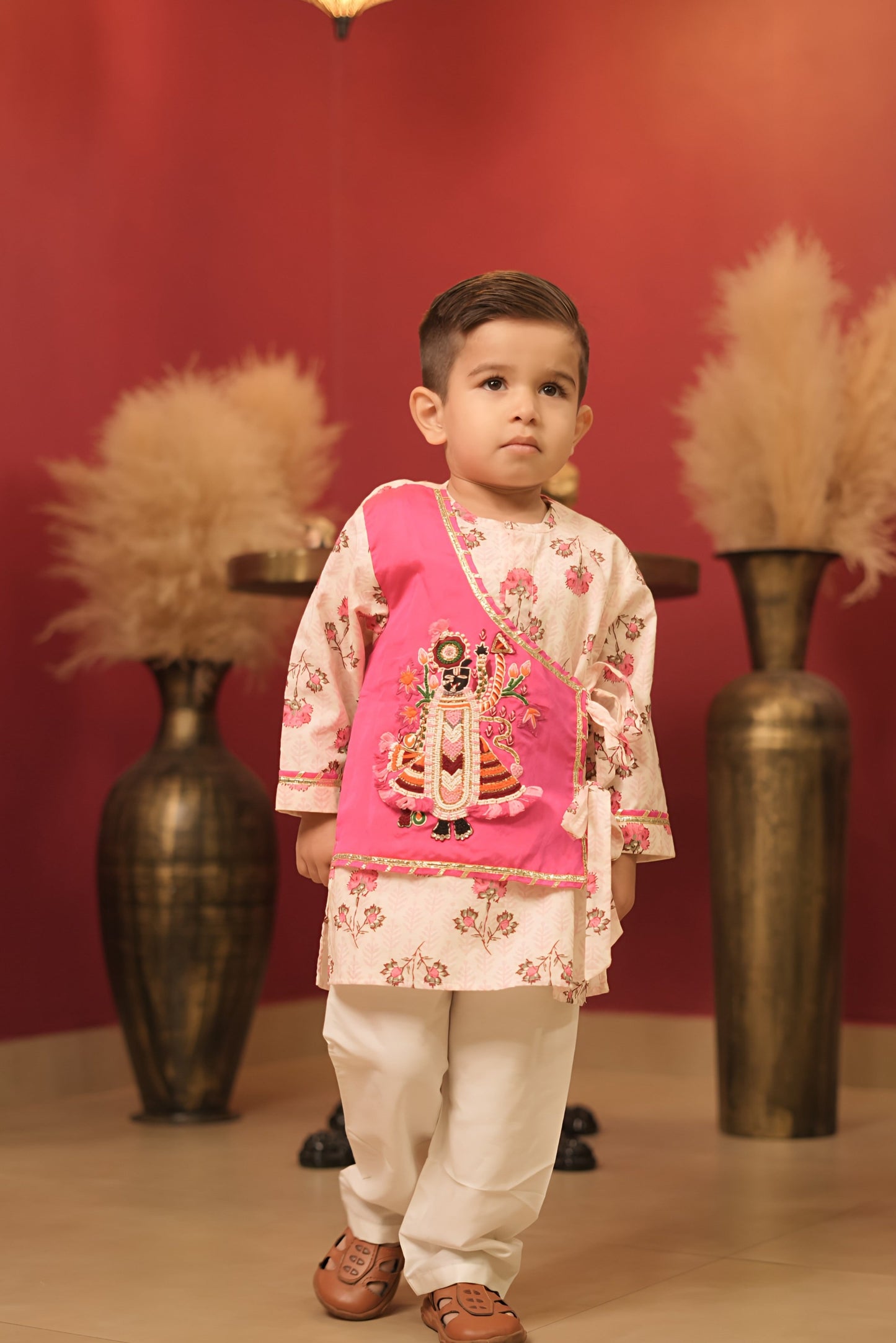 Pear Bear Shreenathji Idol Embroidered Kurta Set.